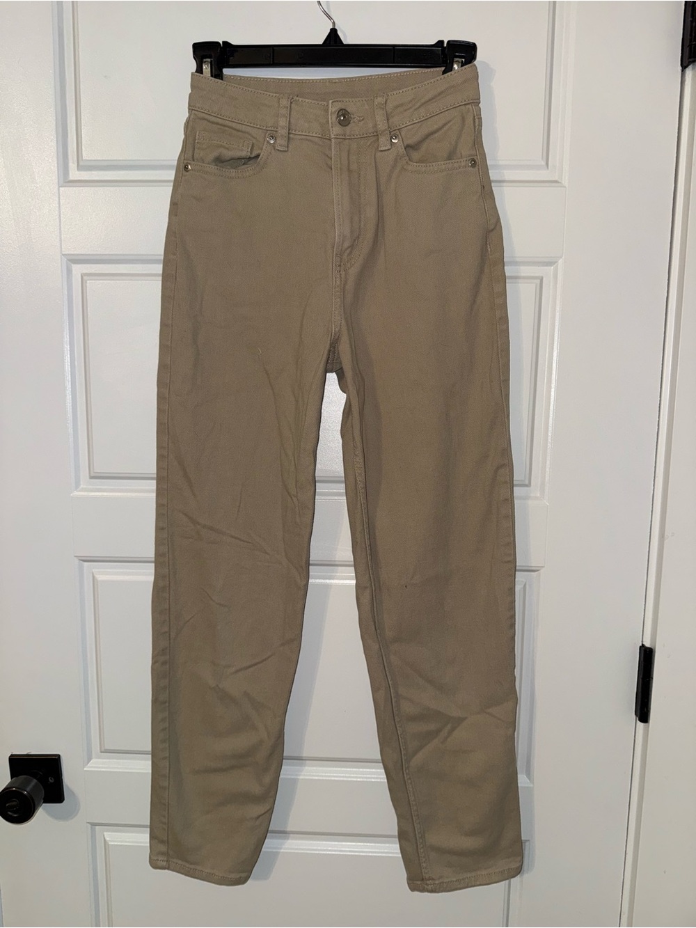 Divided Women's Straight Leg Jeans in Tan